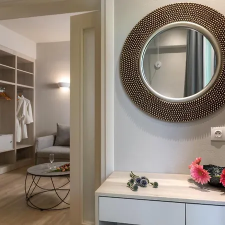 Melina Oasis Boutique Hotell